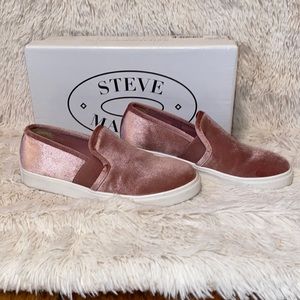 Pretty rose/blush pink velvet slip ons